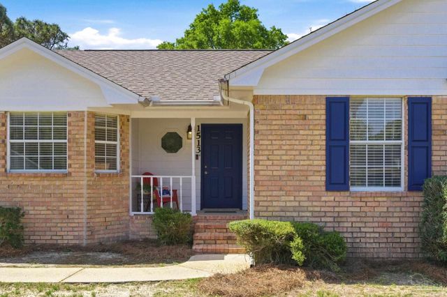 1513 Lighthouse Ct, Gulf Breeze, FL 32563
