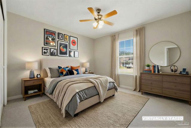 1513 Lighthouse Ct, Gulf Breeze, FL 32563