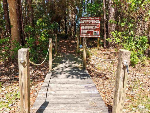 1513 Lighthouse Ct, Gulf Breeze, FL 32563