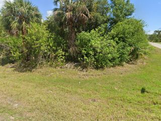 12115 CHAPMAN AVENUE, Port Charlotte, FL 33953