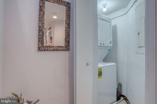 408 MARGIT CT, Newark, DE 19711