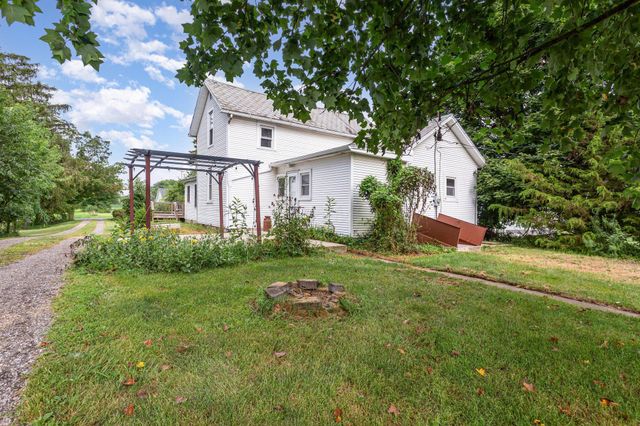 3340 Stringtown Road NE, Lancaster, OH 43130