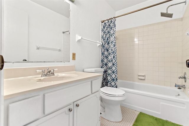 2075 LAKEWOOD CLUB DRIVE S 6A, St Petersburg, FL 33712