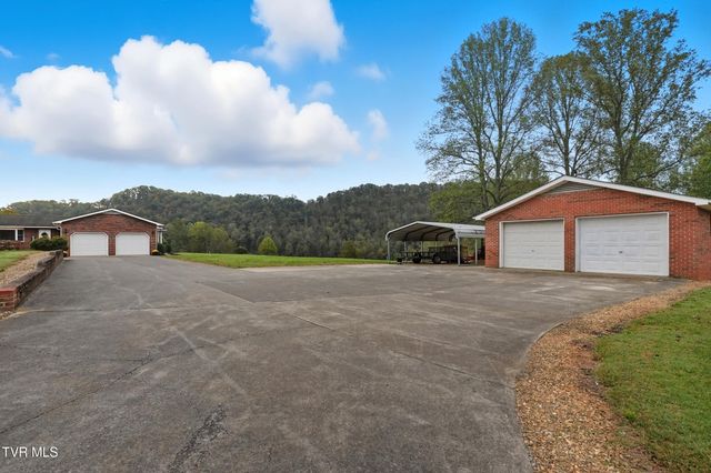 4052 Purchase Ridge Road, Duffield, VA 24244