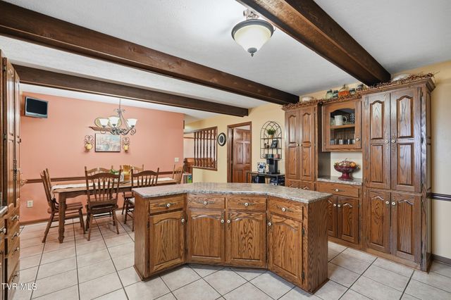 4052 Purchase Ridge Road, Duffield, VA 24244