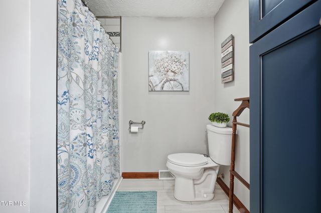 4052 Purchase Ridge Road, Duffield, VA 24244