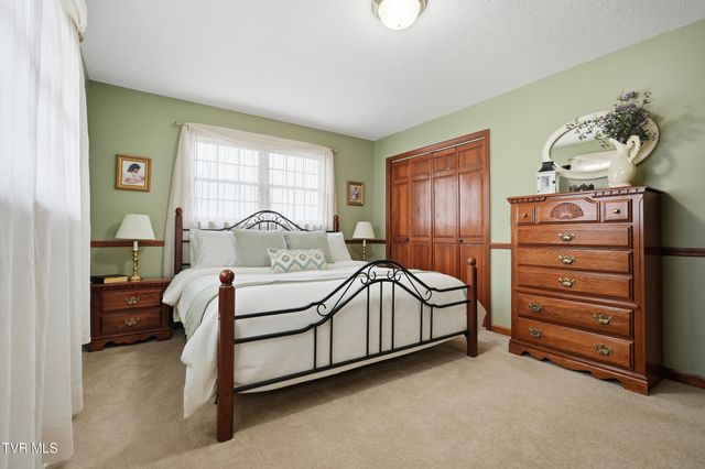 4052 Purchase Ridge Road, Duffield, VA 24244