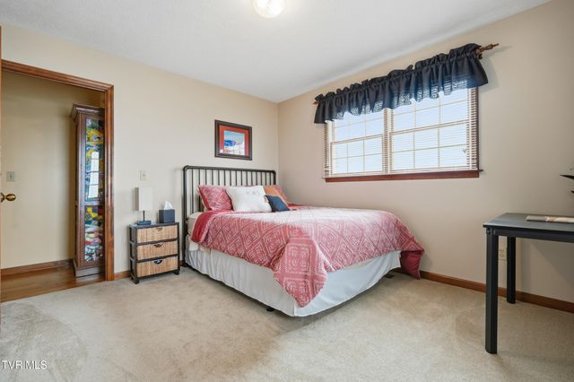 4052 Purchase Ridge Road, Duffield, VA 24244