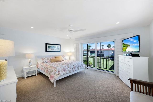 2211 Gulf Shore BLVD N # C4, Naples, FL 34102