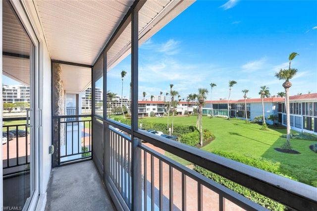 2211 Gulf Shore BLVD N # C4, Naples, FL 34102