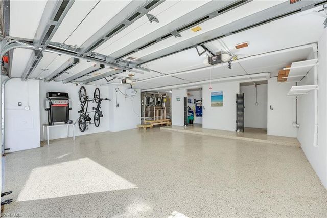 2211 Gulf Shore BLVD N # C4, Naples, FL 34102