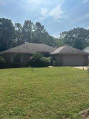 27 POINTER Drive, Little Rock, AR 72202