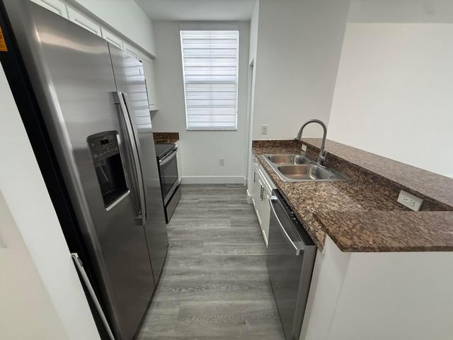215 SW 42ND Avenue 601, Miami, FL 33134