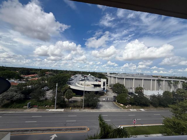 215 SW 42ND Avenue 601, Miami, FL 33134
