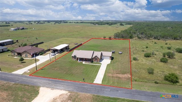 145 Gentle Breeze, Floresville, TX 78114