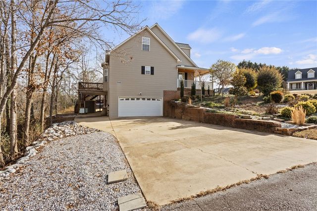 401 Woodson Road, Piedmont, SC 29673