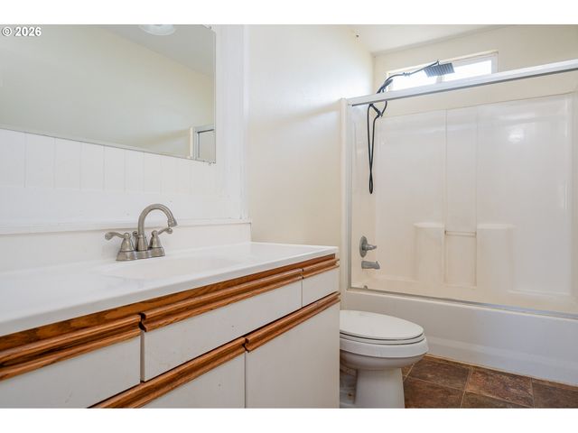 32404 Se PIPELINE Rd, Gresham, OR 97080