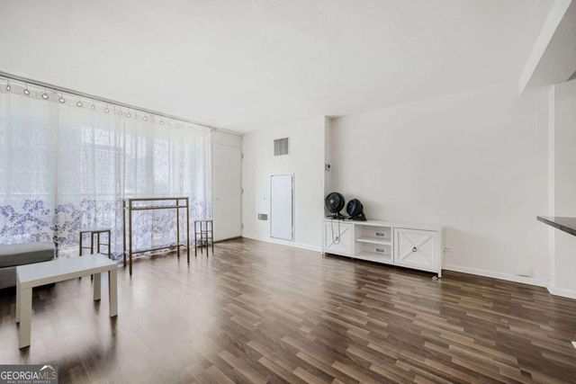 620 Peachtree Street NE 1207, Atlanta, GA 30308