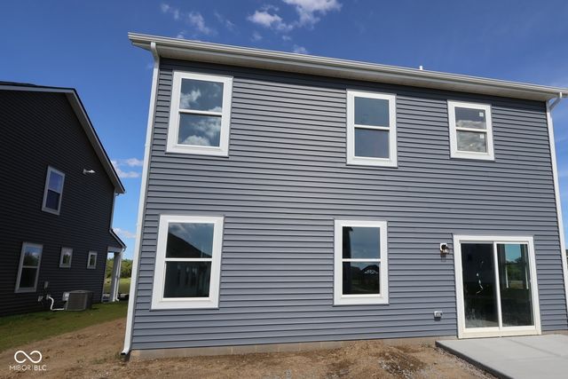 2321 Bear Oak Run, Shelbyville, IN 46176