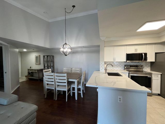 15135 Michelangelo Boulevard 306, Delray Beach, FL 33446