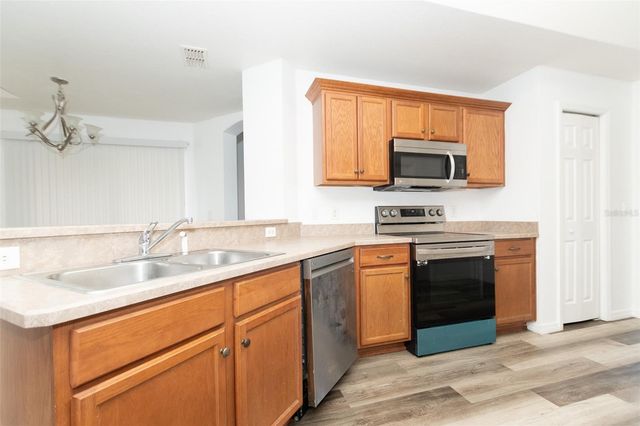 3858 SW 161ST STREET, Ocala, FL 34473