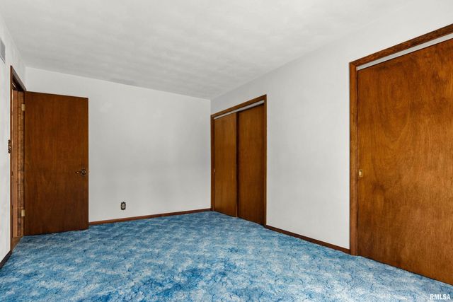 5535 W SIOUX Trail, Peoria, IL 61607