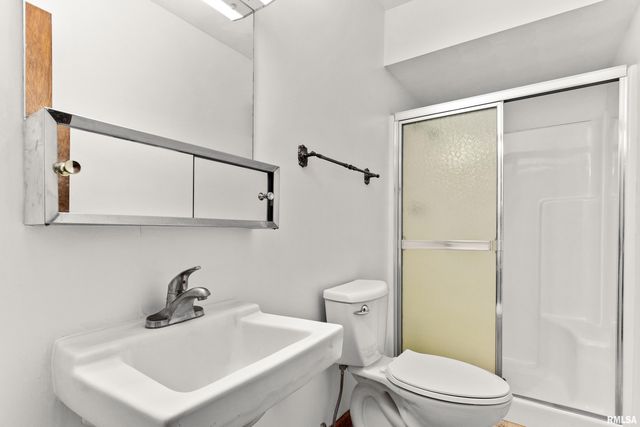 5535 W SIOUX Trail, Peoria, IL 61607