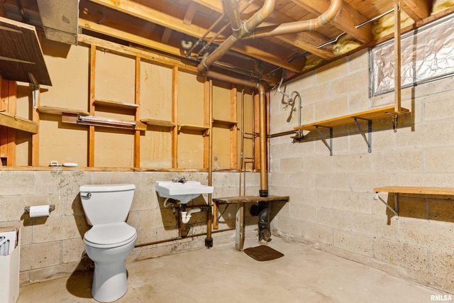 5535 W SIOUX Trail, Peoria, IL 61607