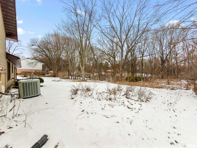 5535 W SIOUX Trail, Peoria, IL 61607