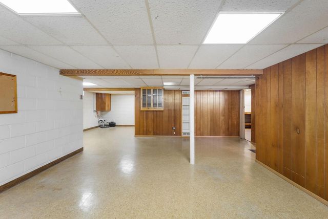 2840 N 86th STREET, Milwaukee, WI 53222