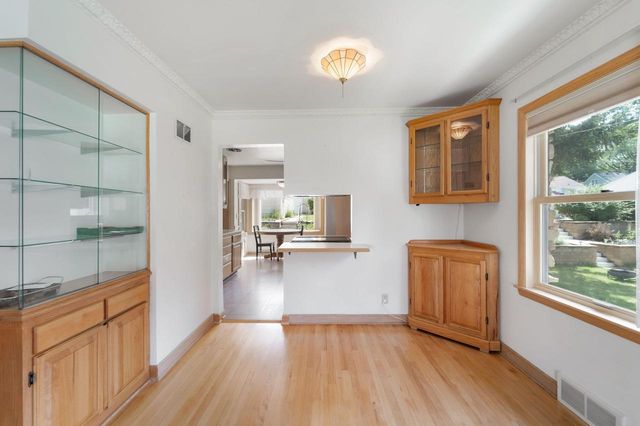 2840 N 86th STREET, Milwaukee, WI 53222
