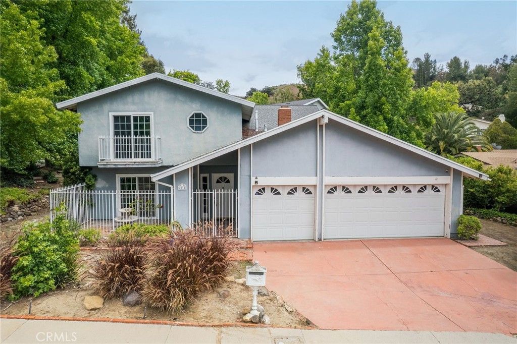 Image 1 of property listing at 4018 Joelton Drive, Agoura Hills, CA 91301