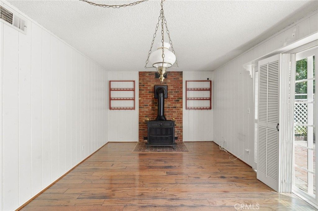 Image 10 of property listing at 4018 Joelton Drive, Agoura Hills, CA 91301