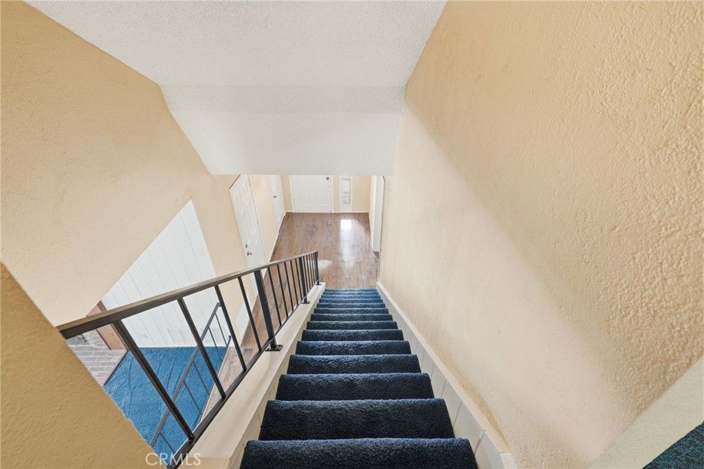 Image 15 of property listing at 4018 Joelton Drive, Agoura Hills, CA 91301