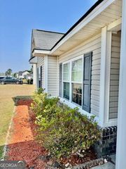 273 Owens Street NE, Ludowici, GA 31316