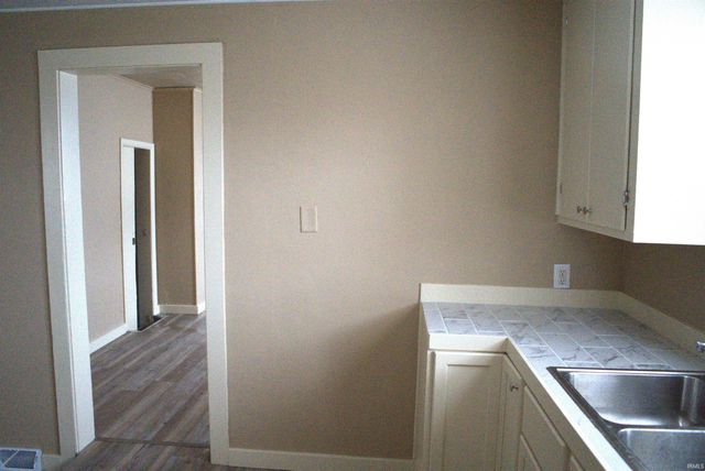 237 Park Avenue, Elkhart, IN 46516