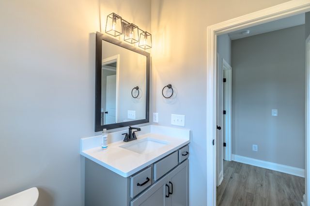 213 Harvest Moon Dr, Clarksville, TN 37043