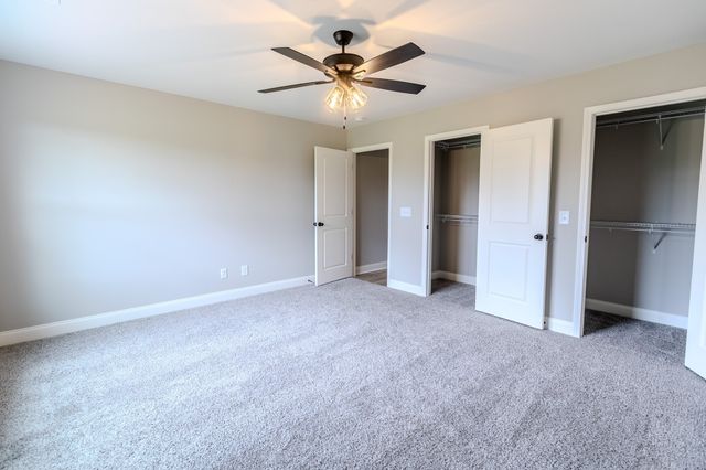 213 Harvest Moon Dr, Clarksville, TN 37043