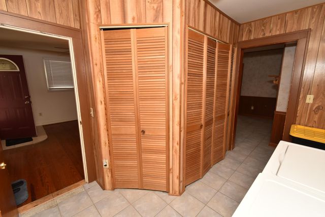 105 N Van Buren Avenue, Fowler, IN 47944