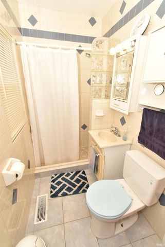 105 N Van Buren Avenue, Fowler, IN 47944