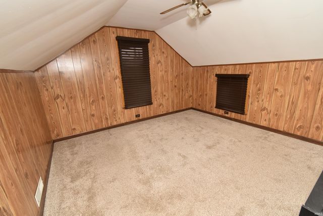 105 N Van Buren Avenue, Fowler, IN 47944