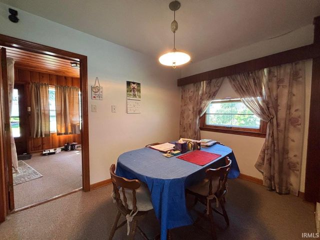 402 S Home Avenue, Rensselaer, IN 47978