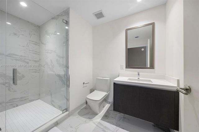 851 NE 1st Ave 3711, Miami, FL 33132