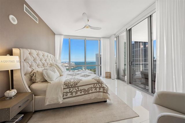 851 NE 1st Ave 3711, Miami, FL 33132