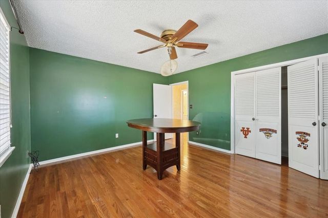 1625 Lindenwood Drive, Orange, TX 77630