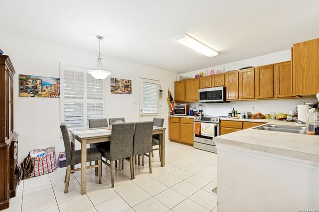 7214 Carriage Mist, San Antonio, TX 78249