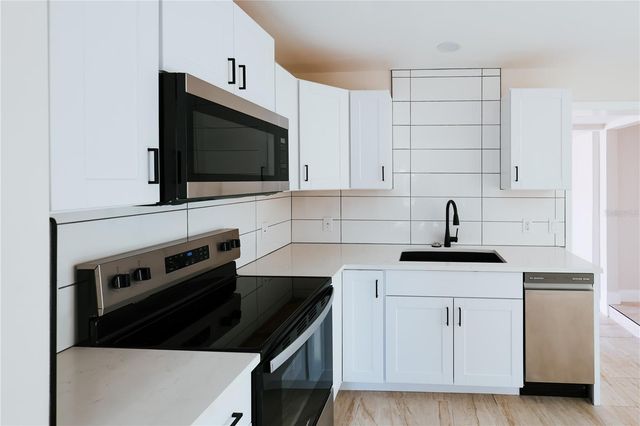 908 61ST STREET S, Gulfport, FL 33707