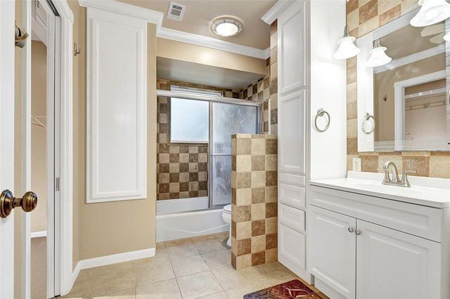 14419 Ravenhurst Lane, Houston, TX 77070