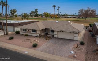 10821 W PINEAIRE Drive, Sun City, AZ 85351