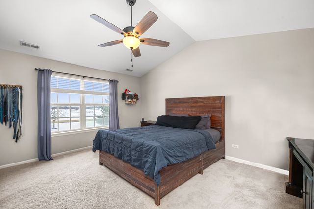 1220 Sears Circle, Elburn, IL 60119